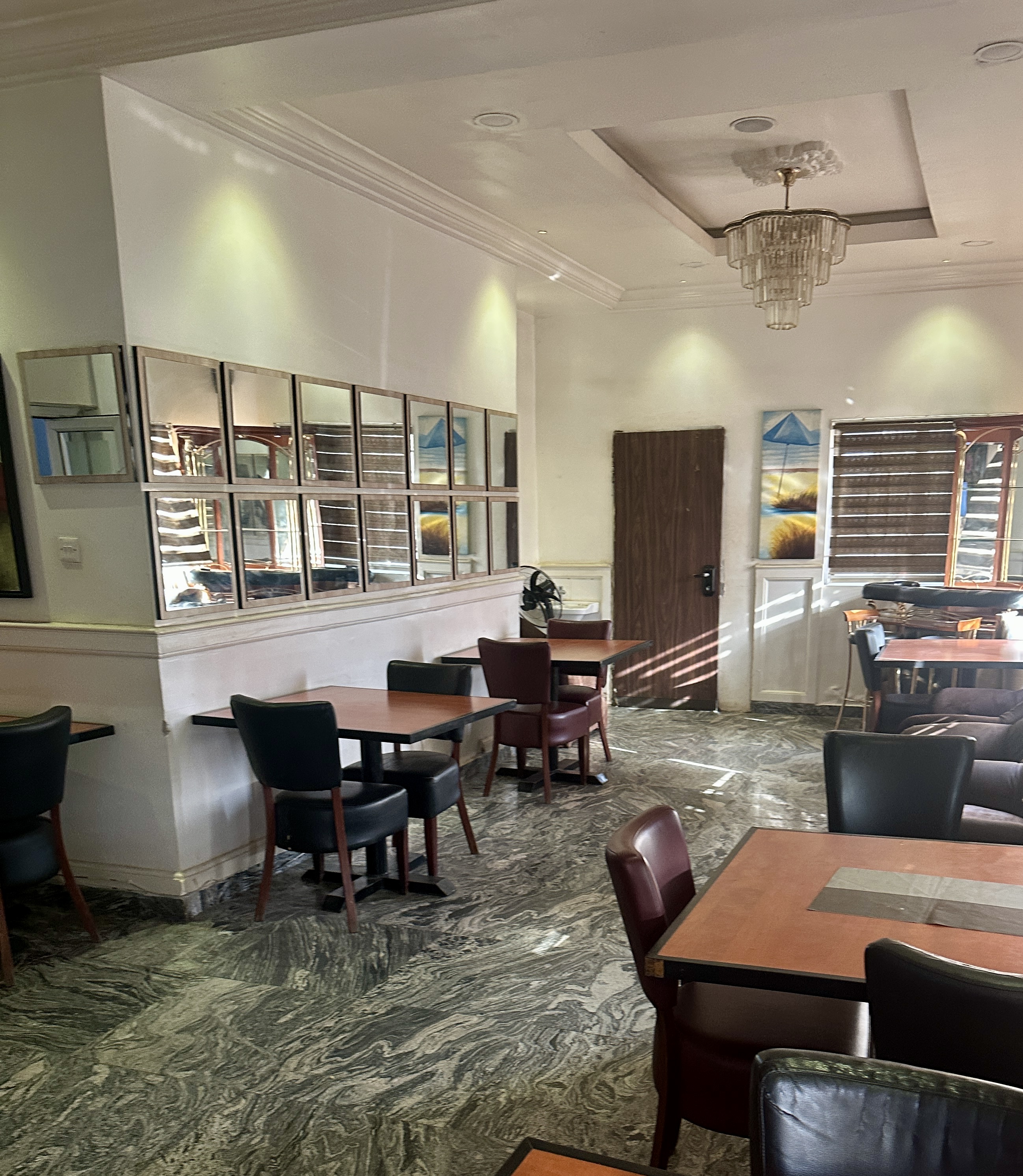 Hotel Dining